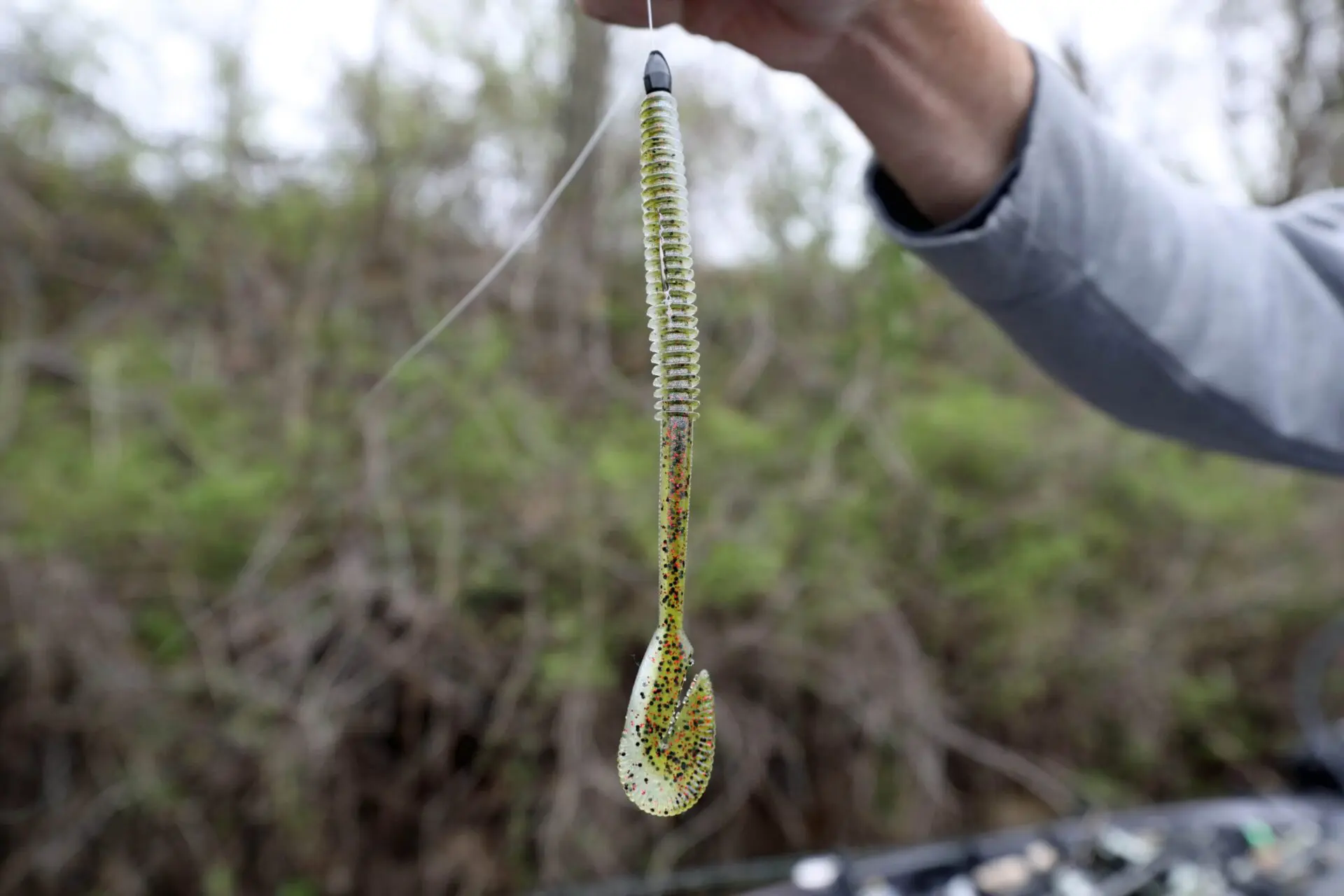 Tour Swim Worm - Big Bite Baits